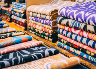 Du lịch Trung Quốc mua gì về làm quà?