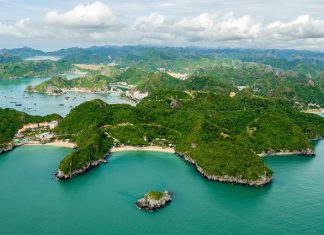 Chia sẻ 5 địa điểm du lịch Hạ Long nhất định bạn phải đi Chia sẻ 5 địa điểm du lịch Hạ Long nhất định bạn phải đi